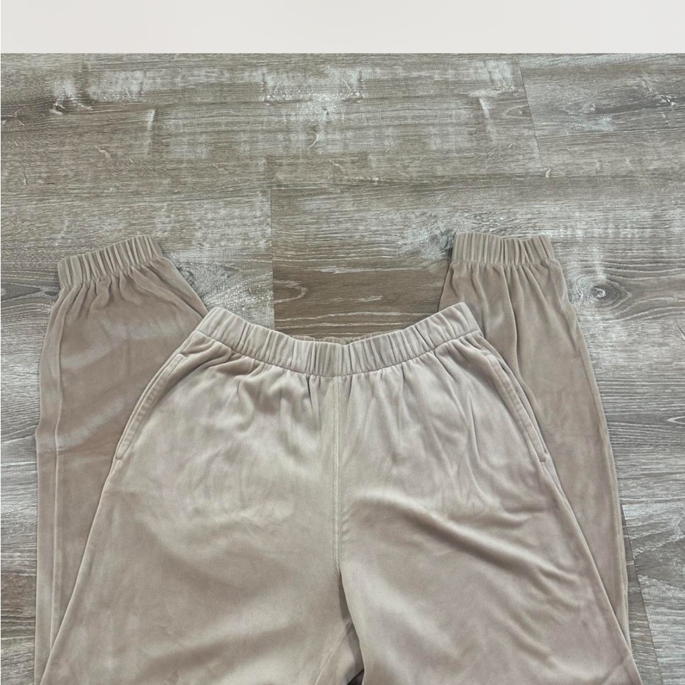 Hollister Ultra High-Rise Tan Joggers